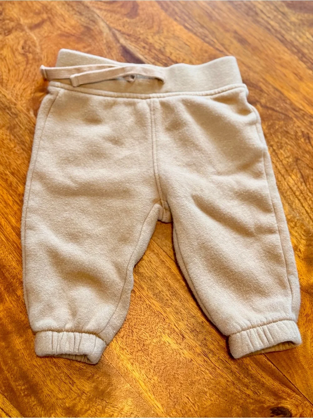 Baby GAP▪️ Brannan Bear 2-piece set▪️ Size 3-6 Months